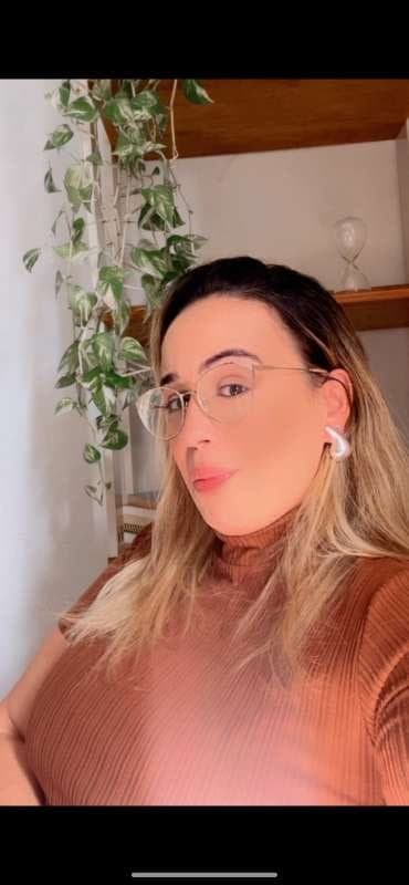 Mirela Nery Souza