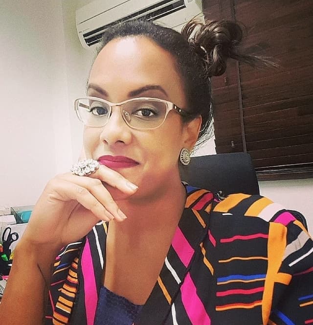 Paula Mello