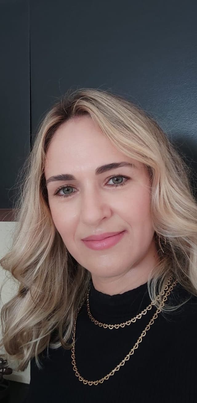 Viviane Borges de Oliveira e Abreu