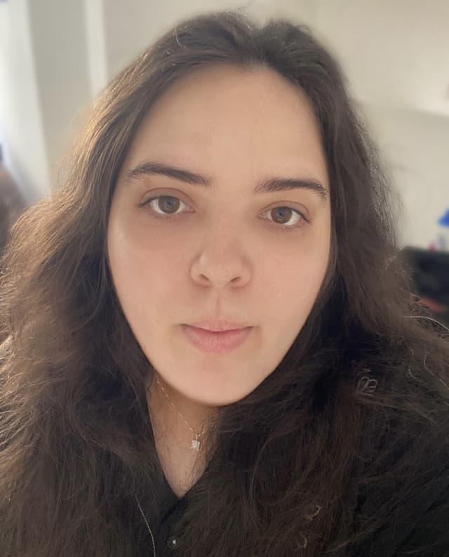 Júlia Coutinho Cruz